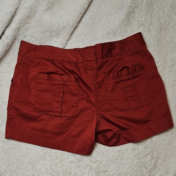 Old Navy Women's Deep Red Cargo Shorts - Picture 3 of 5
